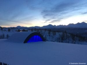 Basecamp Snowman roof blue snow