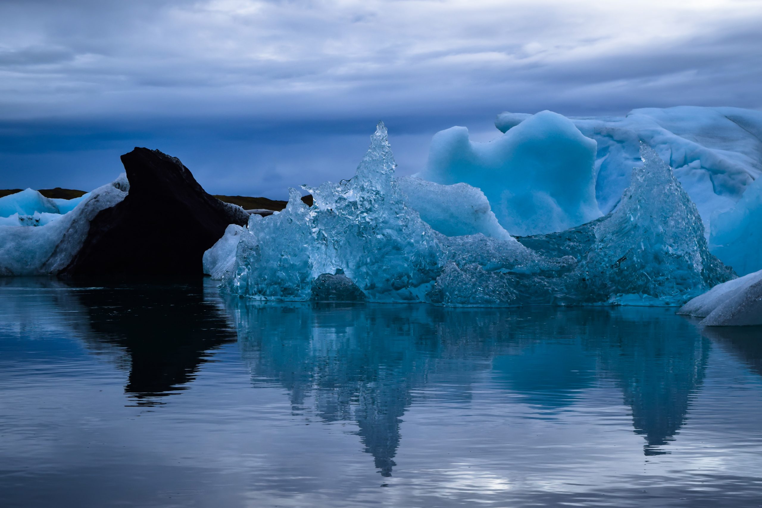 Glacier Lagoon with glaciers floating in the water